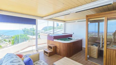 Chalet on Calle Cucarres Les photo 14