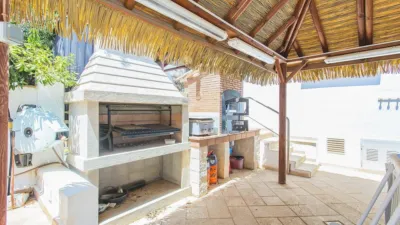 Chalet on Calle Cucarres Les photo 8