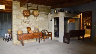 Rustic finca at Calle Alende-Pereira, No. 8 photo 18