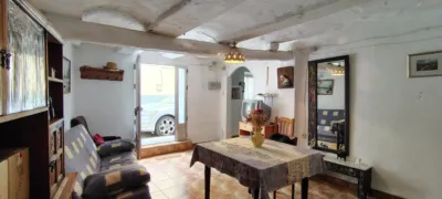 Casa en venta en Castralvo - Villaespesa - Aldehuela, Pedanías (Teruel Capital) de 65.000 €