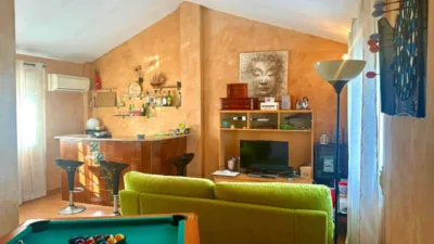 Semi-detached house on Calle de Meseguer photo 4