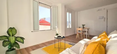 Apartment on Calle del Gramático Carlos Ros, 21 photo 13