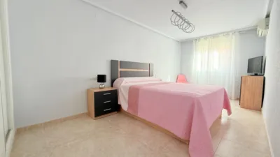 Apartment on Urbano Arregui Street photo 19