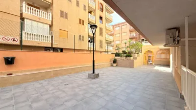 Apartment on Urbano Arregui Street photo 33