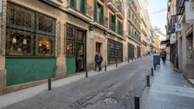 Piso en alquiler en Calle de Moratín, cerca de Calle de San José - Imagen 2