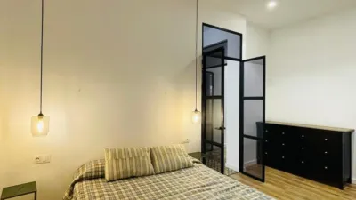 Apartment on San Vicente Street photo 9