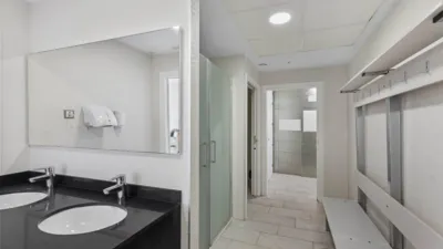 Apartment on Paseo Algeciras photo 26