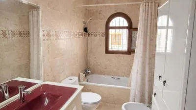Terraced house in Carrer de la Pau photo 12