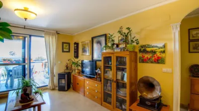 Apartment on Calle Marines Les, No. 13 photo 3