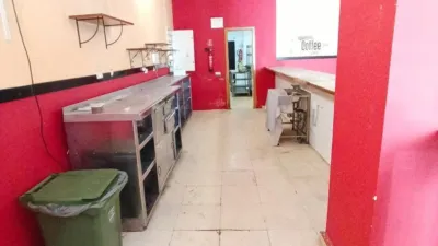 Local comercial en venta en Avenida de Francia, 68 - Más