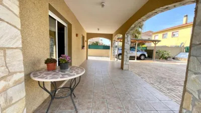 Chalet on Carrer dels Comtes de Barcelona photo 5