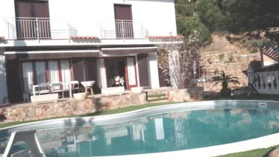 House in Canyelles - Montgoda photo 38