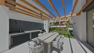 Chalet on Carrer Berna photo 26