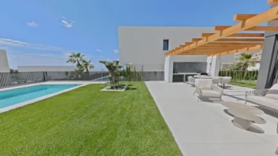 Chalet on Carrer Berna photo 3