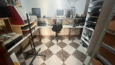 Piso en venta en Castilla La Mancha, Almadén de 45.000 €