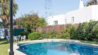 Chalet on Calle del Nogal photo 47