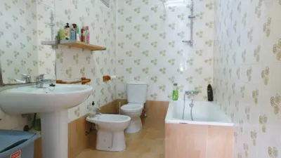 House in the Centre photo 6