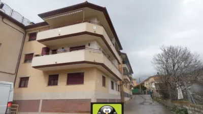 Piso en venta en Calle de Machacalinos, 6, La Adrada de 110.000 €