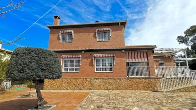Chalet on Calle Alamillo photo 3