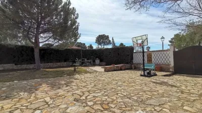 Chalet on Calle Alamillo photo 6