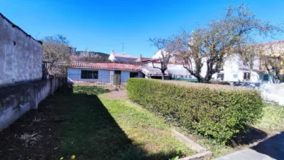 Semi-detached house on Calle de la Condesa Mencía photo 3