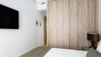 Piso en alquiler en Calle de Santa Engracia, cerca de Calle de Viriato - Imagen 16