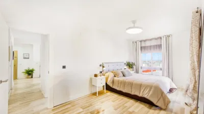 Piso en venta en Centro Urbano, Núcleo Urbano-Urbanizaciones (Chiclana de la Frontera) de 189.990 €