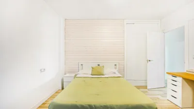 Piso en venta en Centro Urbano, Núcleo Urbano-Urbanizaciones (Chiclana de la Frontera) de 189.990 €
