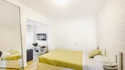 Piso en venta en Centro Urbano, Núcleo Urbano-Urbanizaciones (Chiclana de la Frontera) de 189.990 €