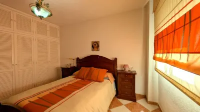 Apartment on Calle de Romea photo 4