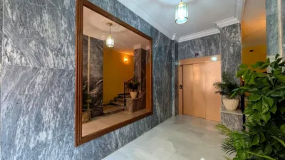 Apartment on Calle de Romea photo 8
