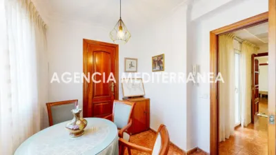 Flat on Eugenia Viñes Street photo 15