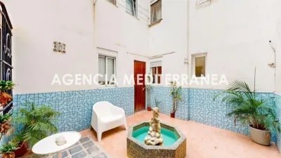 Flat on Eugenia Viñes Street photo 27