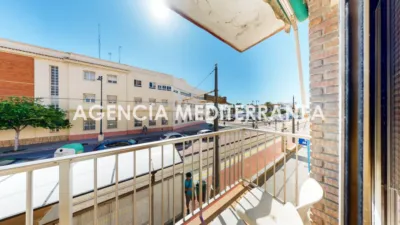 Flat on Eugenia Viñes Street photo 35