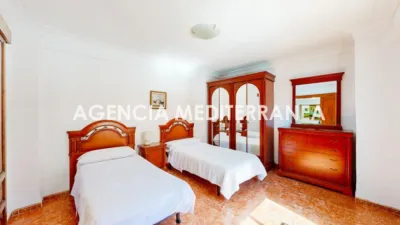 Flat on Eugenia Viñes Street photo 39