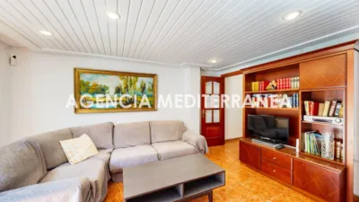 Flat on Eugenia Viñes Street photo 41