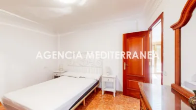 Flat on Eugenia Viñes Street photo 44