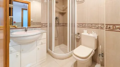 Apartment on Carrer de Cervantes photo 15