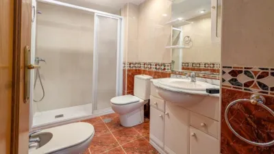 Apartment on Carrer de Cervantes photo 27