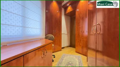 Piso en venta en Travessera de les Corts, cerca de Carrer de Mejía Lequerica, Les Corts (Distrito Les Corts. Barcelona Capital) de 670.000 €