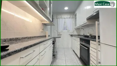Piso en venta en Travessera de les Corts, cerca de Carrer de Mejía Lequerica, Les Corts (Distrito Les Corts. Barcelona Capital) de 670.000 €