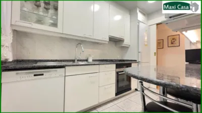 Piso en venta en Travessera de les Corts, cerca de Carrer de Mejía Lequerica, Les Corts (Distrito Les Corts. Barcelona Capital) de 670.000 €