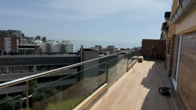Piso en venta en Calle del Primero de Mayo, 4, Playa Ostende (Castro Urdiales) de 380.000 €