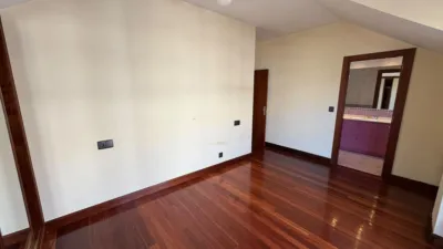 Piso en venta en Calle del Primero de Mayo, 4, Playa Ostende (Castro Urdiales) de 380.000 €