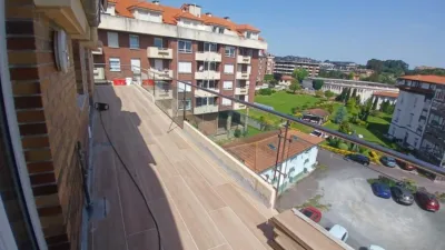 Piso en venta en Calle del Primero de Mayo, 4, Playa Ostende (Castro Urdiales) de 380.000 €