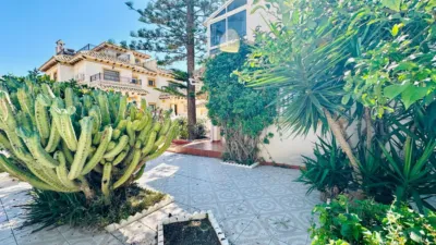 Casa adosada en venta en Calle B-2 Villapiedra, Cabo Roig-La Zenia-La Regia (Distrito Orihuela Costa. Orihuela) de 209.000 €