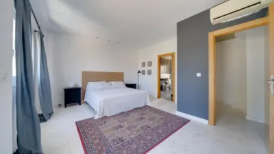 Chalet on Calle de los Arcos photo 37