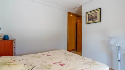 Apartment on Carrer de Juan de la Cierva photo 16