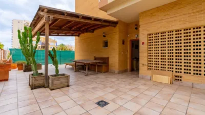 Apartment on Carrer de Juan de la Cierva photo 31
