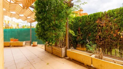 Apartment on Carrer de Juan de la Cierva photo 36
